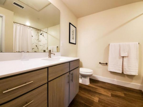 Landing Modern Apartment with Amazing Amenities (ID2121X26)